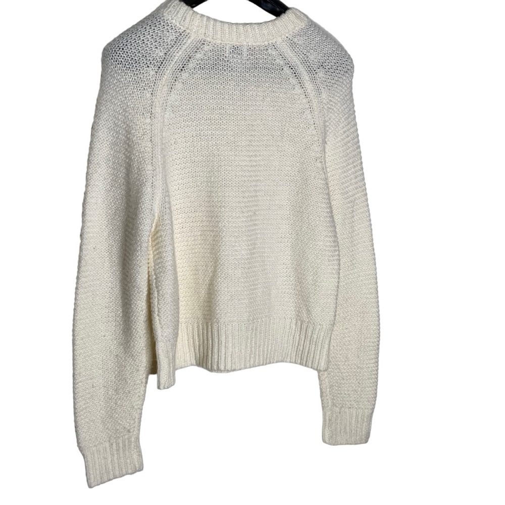A new day-white long sleeve sweater. Size M - Picture 5 of 7